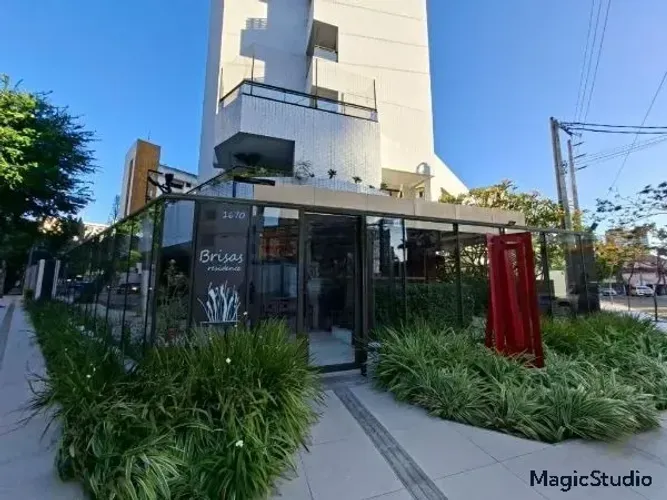 Apto alto padrão 03 suites no Edificio Brisas Residence no Cocó 04 banheiros 02 vagas 124m