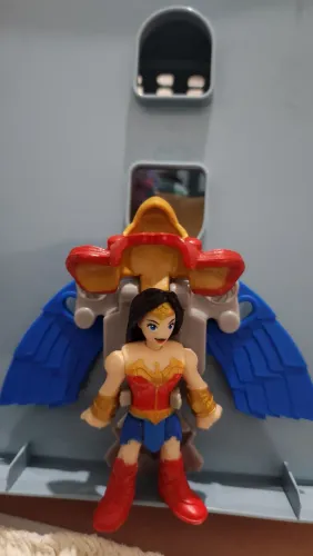 Imaginext DC Super Friends Mulher Maravilha com Traje de vôo - DRT Mattel 2016