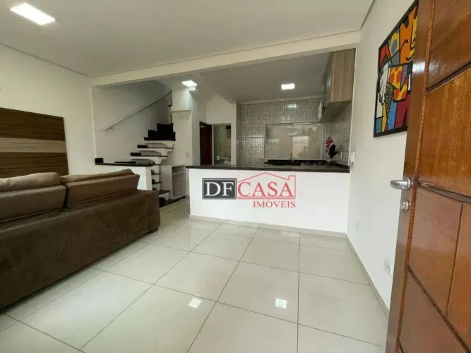 Sobrado em condomínio fechado a venda no Tatuapé, com 3 quartos