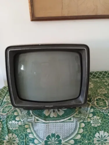 TV Philco retrô Deluxe 12