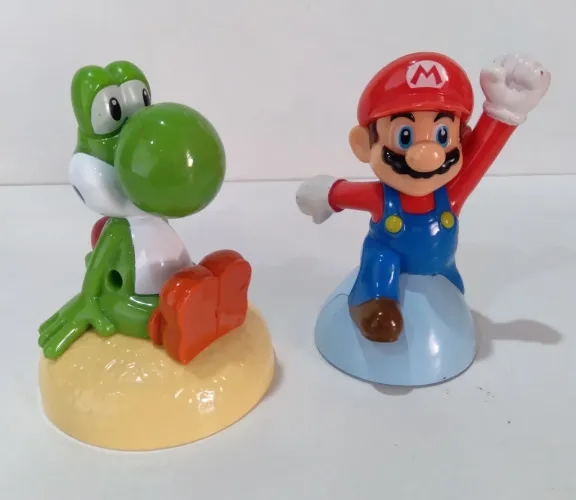 Bonecos Mario e Yoshi - McDonald's
