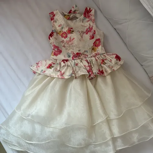 Vestido Tamanho 2 marca Petit Cherie Lindo 