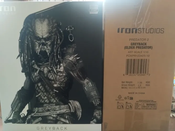 Predador ccxp 2025 Iron Studios