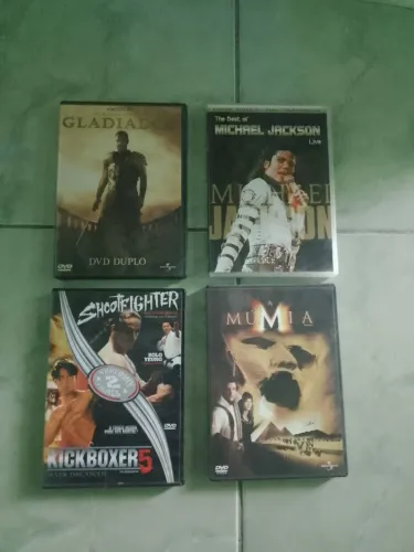  Cds e DVD original ,lote todo só entrego em são Gonçalo(dispenso curiosos sem dinheiro)