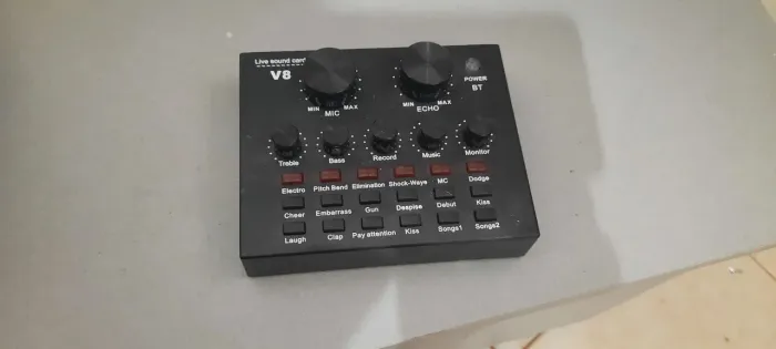 Placa de Som V8 para Transmissões ao Vivo