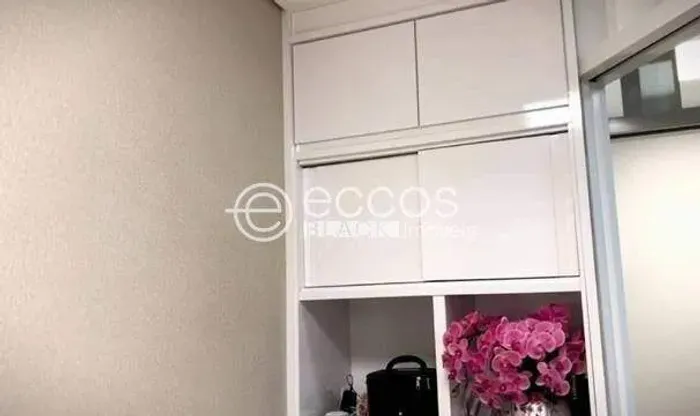 Sala comercial à venda, 1 vaga, Santa Mônica - Uberlândia/MG
