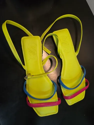 Rasteirinha 37 sonho dos pés