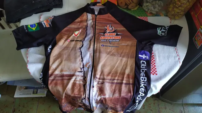 Camisa de ciclismo.