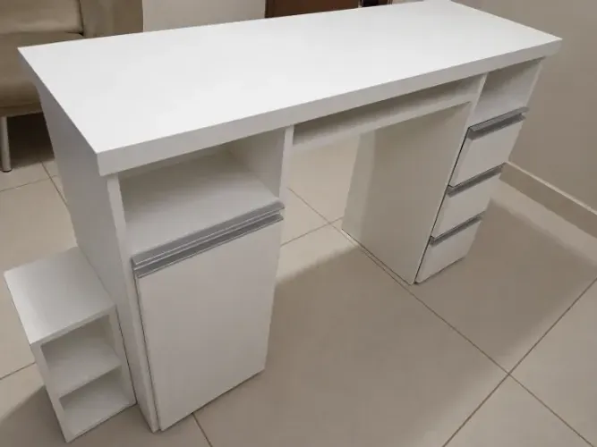 Mesa para manicure