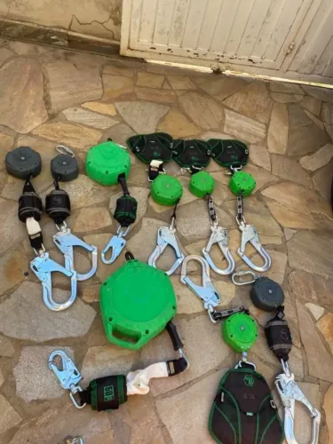 lote com 9 travas queda msa safety oportunidade