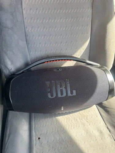 Jbl boombox 3