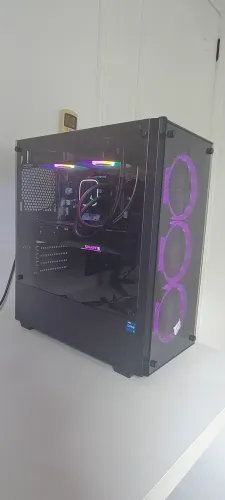 PC GAMER INTEL I5 12 600KF + RX 7600 EM PERFEITO ESTADO