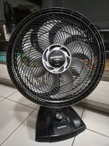 Vendo Ventilador seminovo