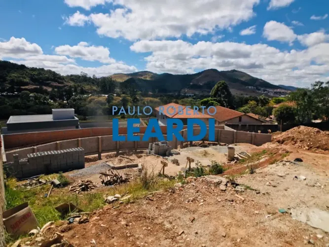 TERRENO - PARQUE VÉU DAS NOIVAS - MG