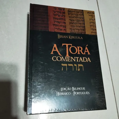 Ivro a Torá Comentada