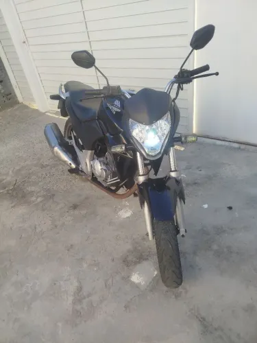 Cb 300