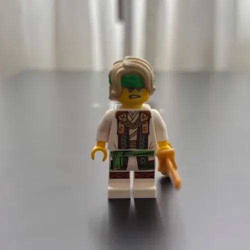 Ninjago minifigure Mestre Lloyd