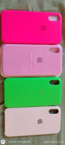 Capa de iPhone XS valor r$ 40 as quatro