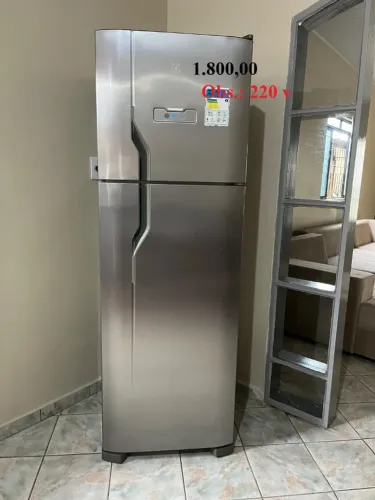 Geladeira Frost Free Electrolux