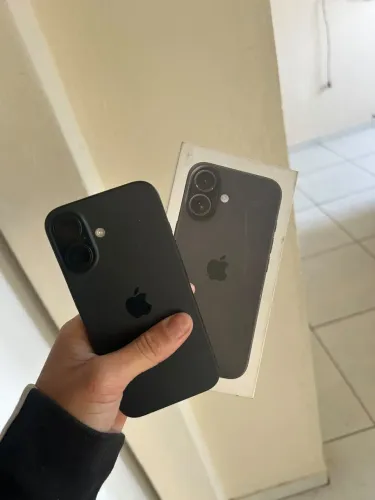 iPhone 16 128