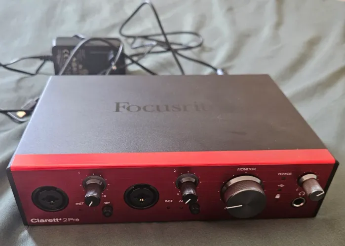 Focusrite Clarett+ 2Pre 3geração 