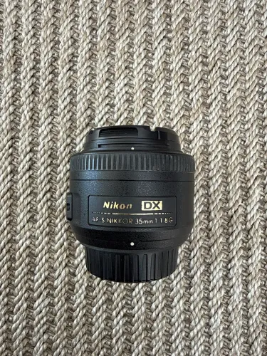 Lente Nikon 35mm 1.8