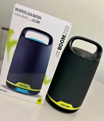 Caixa de som waaw em ótimo estado 450 reais vendo ou troco