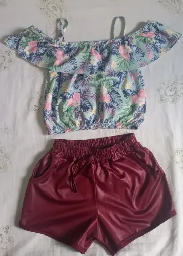 Blusa e shorts feminino tamanho P