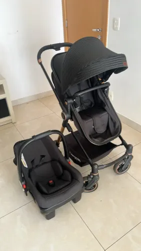 Carrinho de bebe mais bebe conforto 
