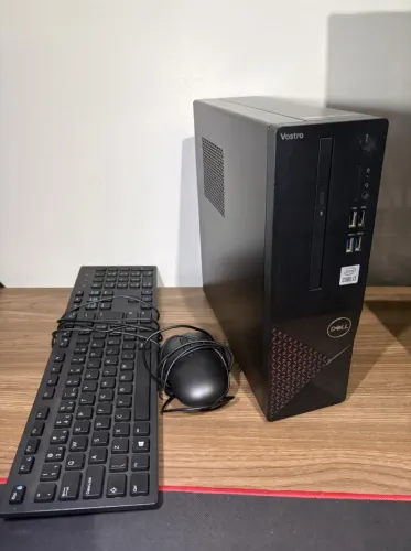 Computador Desktop Dell - Intel Core i3 10100 - 8Gb - SSD 256GB + Teclado e Mouse Dell