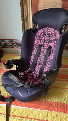 300,00 Cadeirinha + acento de carro GRACO .