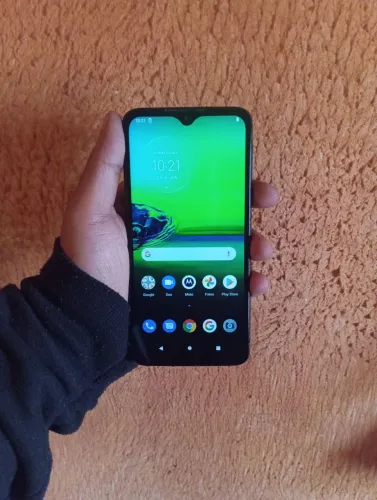 Moto g8 play