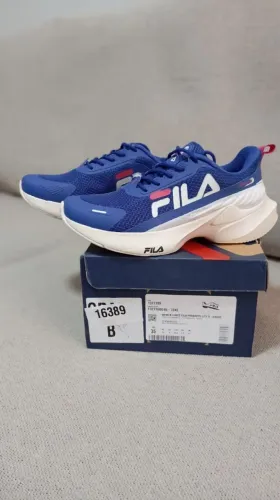 Vendo tênis Fila feminino, novo nunca usado 35/36