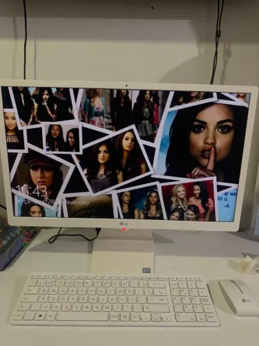 Computador LG all in one branco