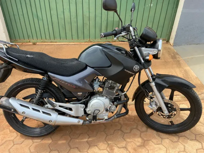 YBR 125 2009. $7500
