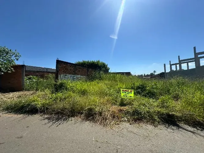 Lote No Setor San Marino em Goiânia 256,02mts