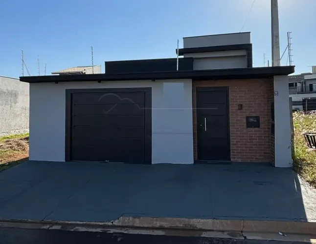 Casa á Venda com 02 Quartos, sendo 01 Suíte Master com Closet Localizada no Jardim Marajoa