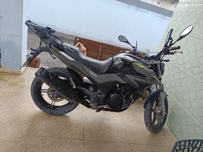 Fazer 250 muito conservada