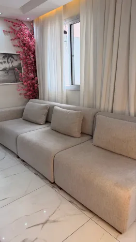 Sofá Ilha Modular 3 lugares com Chaise