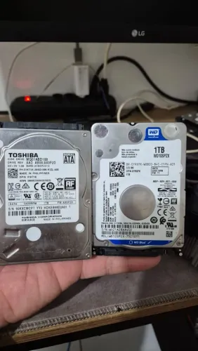 Dois hds de notebook 