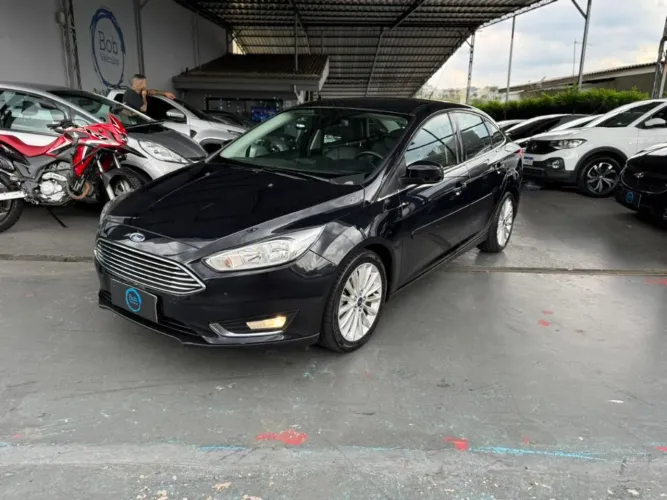 Ford Focus Titanium 2.0 16V Flex 5P Mec. 2016