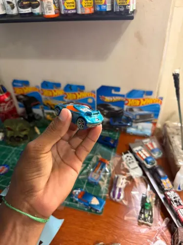 Hot Wheels Acceleracers chicane
