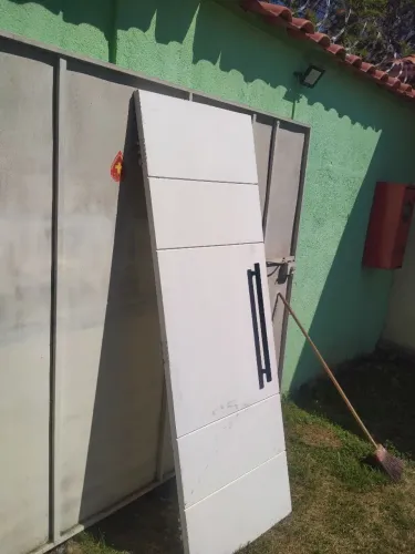 Porta maciça