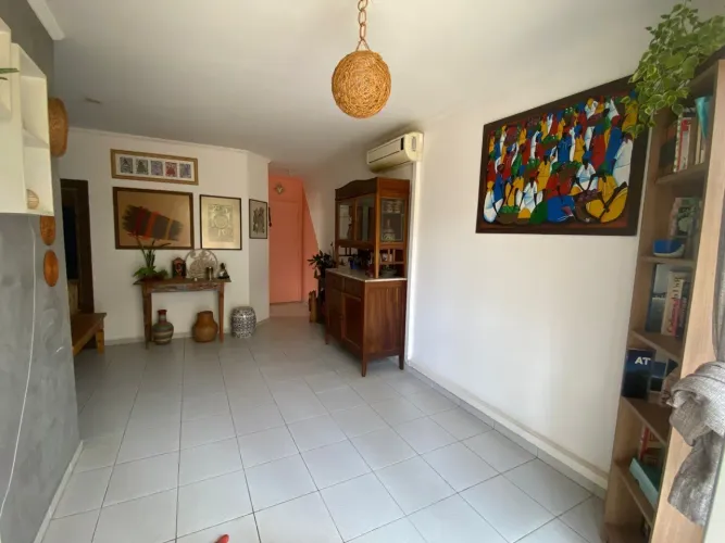 Apartamento á venda com 2 dormitórios - Condomínio Morada do Barão - Bairro do M