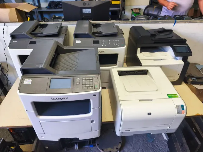 Lote 5 impressoras a laser todas ligando perfeitamente