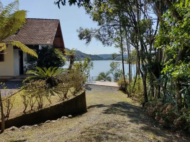 Casa RIO DOS CEDROS - SC