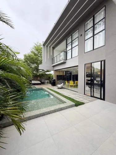 Casa pra locação | 4 SUÍTES + ESC + DCE | Casa frete praça Alphaville Ceará, aluguel venda