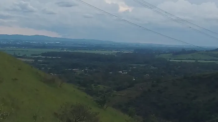 Vendo ou troco lindo terreno Paz e tranquilidade com contrato registrado em cartório.