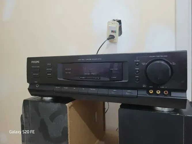 Receiver Philips Fr 732 - Amplificador com bluetooth interno -
