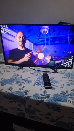 TV 32 POLEGADAS (NAO É SMART)